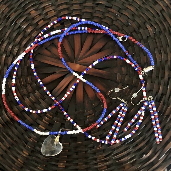 Vintage Zuni Beaded Necklace Glass Beads Crystal Heart Pendant Earring Set - Picture 1 of 6